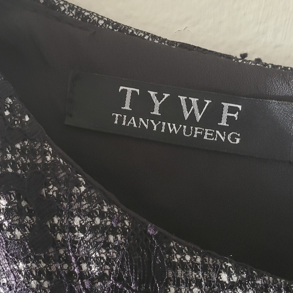 TYWF - L - Picture 2 of 2